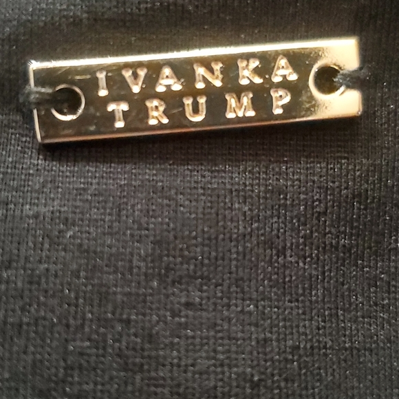 Ivanka Trump Skirt - Picture 3 of 5